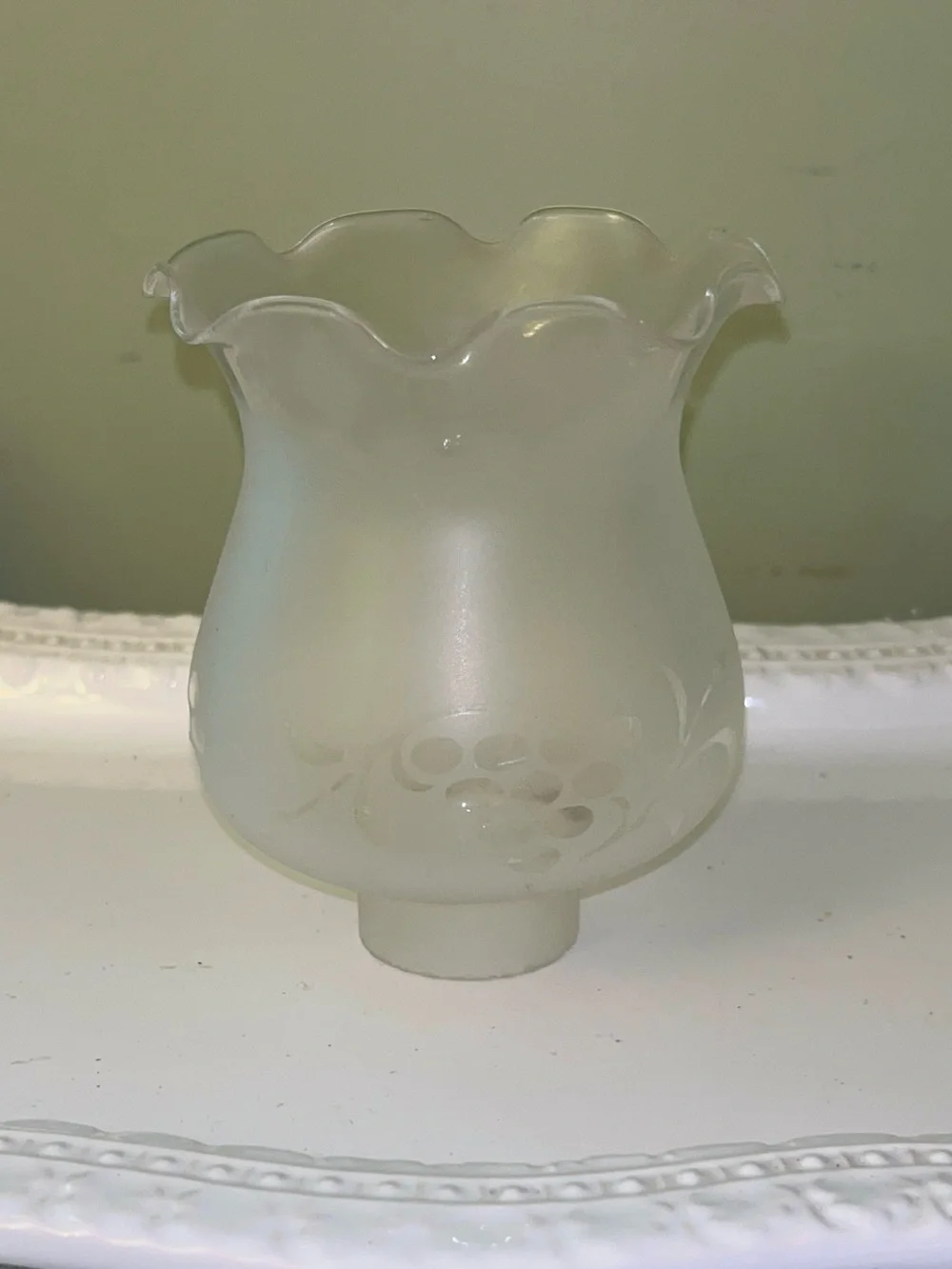 Frosted Glass Etched Grape Pattern Lamp Shade - Scalloped Edge